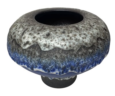 Lot 28 - CARSTENS TONNIESHOF - MODEL 0872/18 - 1960S WEST GERMAN VASE