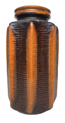 Lot 14 - CARSTENS TÖNNIESHOF - MODEL 7832/25 - 1960S WEST GERMAN VASE