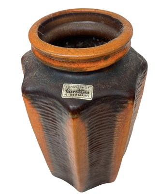 Lot 14 - CARSTENS TÖNNIESHOF - MODEL 7832/25 - 1960S WEST GERMAN VASE