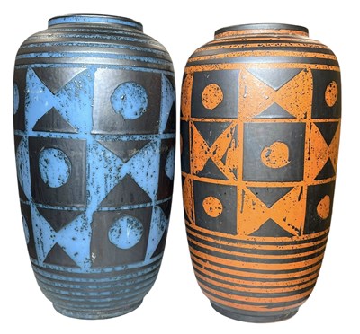 Lot 70 - SIERY FOR CARSTENS - MODEL 435 - PAIR OF WEST GERMAN VASES