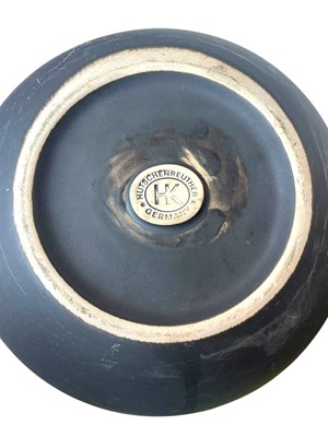 Lot 21 - HUTSCHENREUTHER KERAMIK A 1960S GERMAN POTTERY VASE