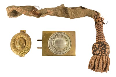 Lot 379 - WWI FIRST WORLD WAR IMPERIAL GERMAN BELT BUCKLES & BAYONET TRODDEL