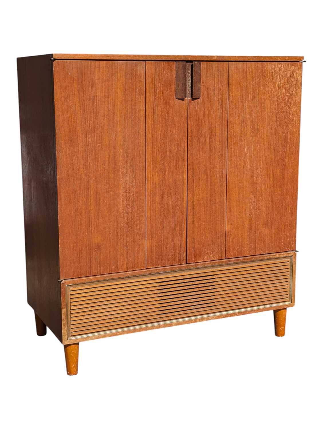 Lot 579 - BRITISH MODERN DESIGN - MID CENTURY TEAK MEDIA CABINET