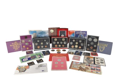 Lot 514 - LARGE COLLECTION OF COMMEMORATIVE & UNCIRCULATED COINS