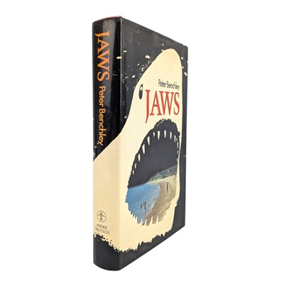Lot 187 - BENCHLEY, PETER (1974) JAWS - FIRST UK EDITION