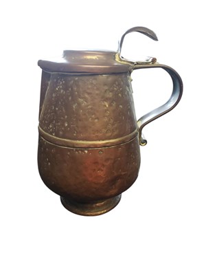 Lot 280 - 20TH CENTURY ARTS AND CRAFTS HAMMERED COPPER JUG/PITCHER