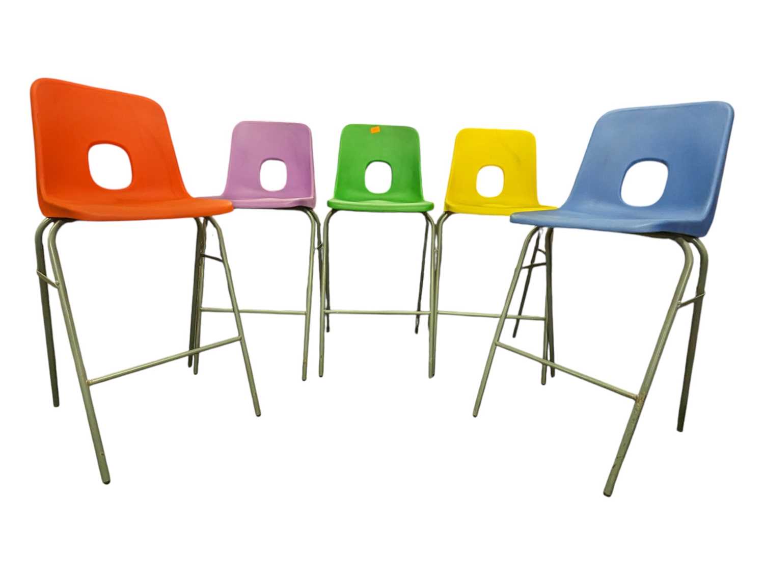 Lot 587 - ROBIN DAY FOR HILLE FURNITURE - SET OF FIVE VARIOUS COLOUR BAR STOOL - CHAIRS