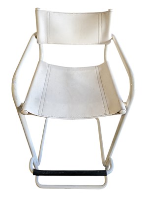 Lot 808 - MART STAM BAUHAUS MANNER - MID CENTURY WHITE CANTILEVER BAR / BREAKFAST STOOL
