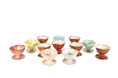 Lot 295 - COLLECTION OF 20TH CENTURY LUSTRE WARE SUNDAE / DESSERT BOWLS
