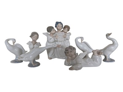 Lot 91 - LLADRO - COLLECTION OF LATE 20TH CENTURY PORCELAIN FIGURINES