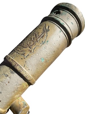 Lot 550 - 18TH CENTURY SHIPS CANNON - DUTCH EAST INDIA COMPANY