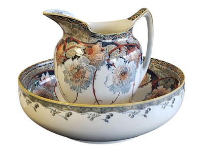 Lot 166 - ROYAL DOULTON - EARLY 20TH CENTURY BRIAR ROSE CERAMIC WASH BASIN SET