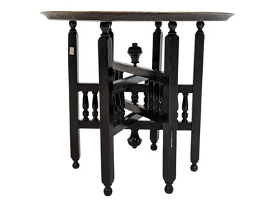 Lot 678 - VINTAGE 20TH CENTURY INDIAN BENARES FOLDING OCCASIONAL TABLE