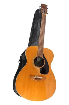 Lot 427 - YAMAHA - 1960S VINTAGE FG-150 SIX STRING FOLK ACOUSTIC GUITAR