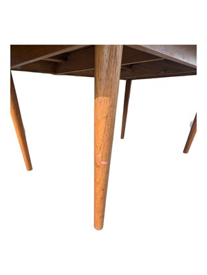 Lot 575 - BRITISH MODERN DESIGN - RETRO MID 20TH CENTURY TEAK DINING TABLE