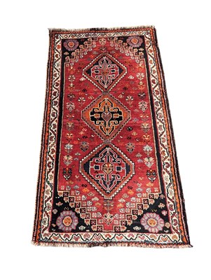Lot 1041a - 20TH CENTURY SOUTH WEST PERSIAN QASHGAI RUG