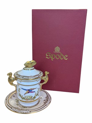 Lot 454 - SPODE - 1970S BOXED CHELSEA BIRD PATTERNED TWIN HANDLED CUP AND SAUCER
