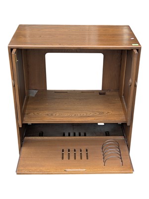 Lot 604 - ERCOL FURNITURE - WINDSOR - MID 20TH CENTURY TV CABINET MODEL 845