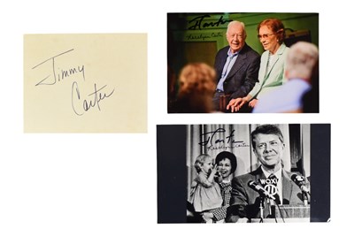 Lot 127 - AMERICAN PRESIDENTS - JAMES & ROSALYNN CARTER - SIGNED PHOTO