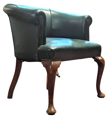 Lot 487 - GENTLEMANS CLUB LEATHER UPHOLSTERED & MAHOGANY TUB ARMCHAIR