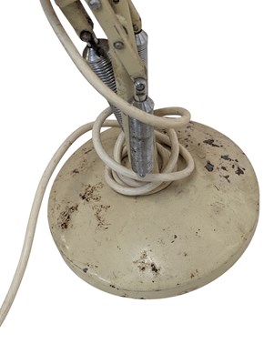 Lot 827 - HERBERT TERRY - MID CENTURY INDUSTRIAL MODEL 90 ANGLEPOISE DESK LAMP