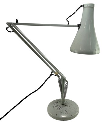 Lot 123 - HERBERT TERRY & SONS - MODEL 75 - RETRO ANGLEPOISE DESK LAMP
