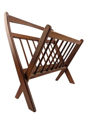 Lot 208 - ERNEST SOHN FO RETCO - MID CENTURY DANISH TEAK WOOD MAGAZINE RACK