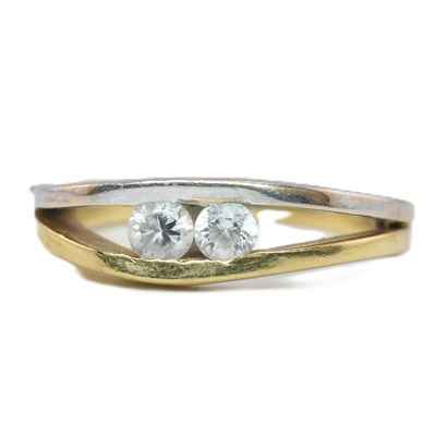 Lot 316 - 18CT BI-COLOUR GOLD & CZ TWO STONE RING