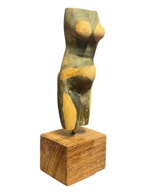 Lot 27 - KEITH NEWSTEAD (B. 1943) - UNTITLED LIGNUM VITAE FEMALE BUST, CIRCA 2023
