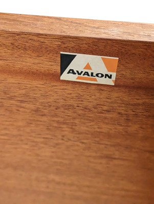 Lot 844 - AVALON FURNITURE - VINTAGE 20TH CENTURY TEAK BLANKET BOX