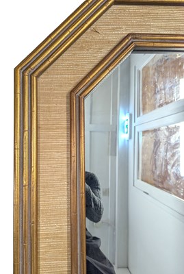 Lot 163 - HOLLYWOOD REGENCY 20TH CENTURY GILDED BAMBOO & WOVEN WALL HANGING MIRROR