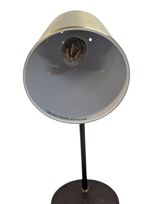 Lot 864 - PAIR OF CONTEMPORARY INDUSTRIAL GOLD PENDANT BEDSIDE TABLE LAMPS