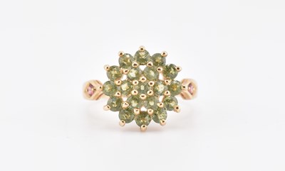 Lot 356 - HALLMARKED 9CT GOLD GREEN SAPPHIRE & PINK TOURMALINE CLUSTER RING