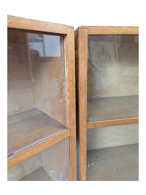 Lot 903 - HERBERT GIBBS MANNER - TWO SMALL PROPORTION 20TH CENTURY OAK BOOKCASES