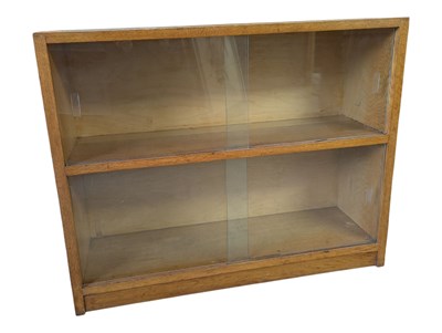Lot 903 - HERBERT GIBBS MANNER - TWO SMALL PROPORTION 20TH CENTURY OAK BOOKCASES