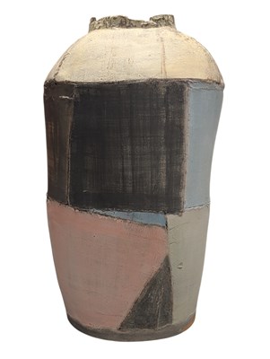 Lot 104 - LARGE 20TH CENTURY TERRACOTTA AMPHORA FLOOR STANDING VASE