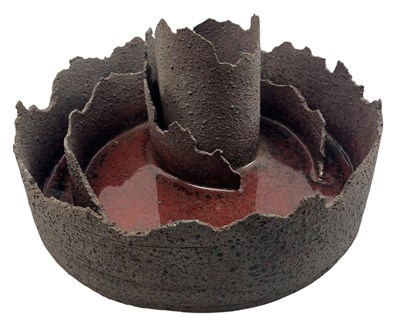 Lot 76 - LARGE 20TH CENTURY STUDIO ART POTTERY CENTREPIECE
