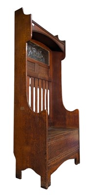 Lot 255 - SHAPLAND & PETTER ARTS & CRAFTS OAK SENTRY BOX HALL SETTLE