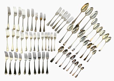 Lot 8 - COLLECTION OF GEORGIAN HALLMARKED SILVER FLATWARE