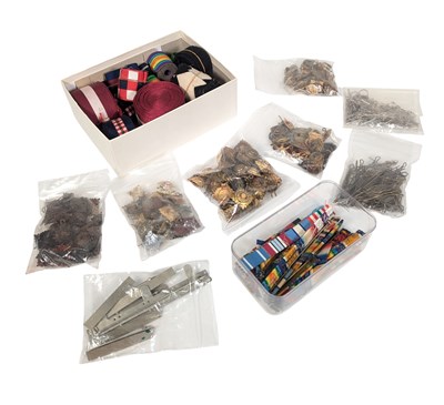 Lot 331 - COLLECTION OF BRITISH ARMY UNIFORM PIPS & CROWNS
