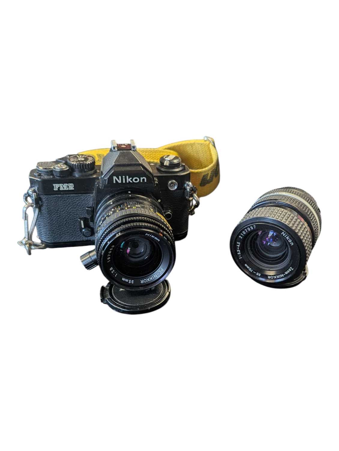 Lot 304 - NIKON, JAPAN - LATE 20TH CENTURY FM2 35MM SLR