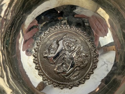 Lot 16 - COLLECTION OF 15 CYPRIOT 800 CONTINENTAL REPOUSSE SILVER BOWLS