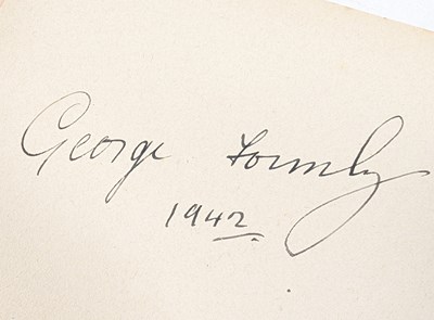 Lot 22 - AUTOGRAPH ALBUM - HOLLYWOOD INTEREST