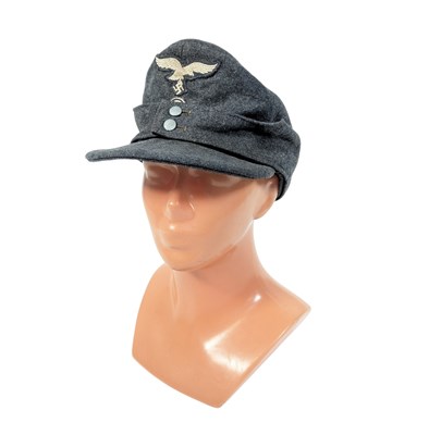Lot 135 - WWII SECOND WORLD WAR GERMAN LUFTWAFFE M43 FIELD CAP