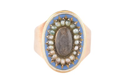 Lot 157 - 18TH CENTURY GOLD ENAMEL & PEARL MOURNING RING