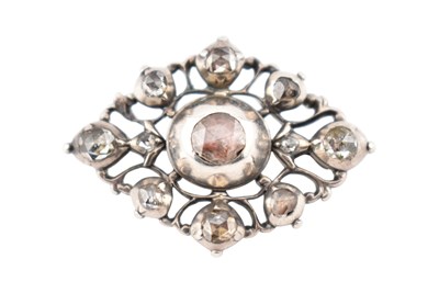 Lot 142 - 19TH CENTURY WHITE METAL & DIAMOND PIN BROOCH