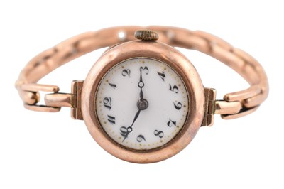 Lot 241 - EARLY 20TH CENTURY HALLMARKED 9CT GOLD LADIES WRISTWATCH