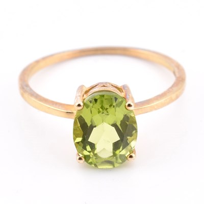 Lot 250 - HALLMARKED 9CT GOLD & CHANGBAI PERIDOT RING