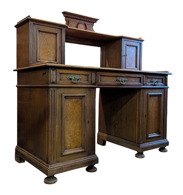 Lot 757 - 19TH CENTURY OAK WOOD TWIN PEDESTAL WRITING DESK