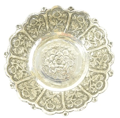 Lot 103 - 20TH CENTURY INDIAN SILVER REPOUSSE FLORAL BOWL